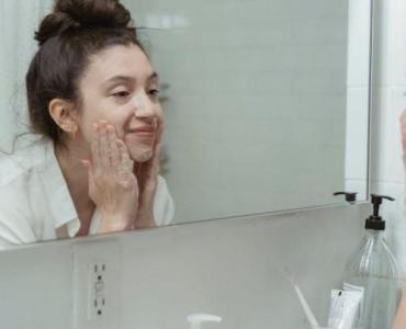 Cera pod kontrolą Demodex: delikatna rutyna, która naprawdę działa