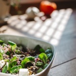 Jedz, by się uśmiechać: dieta wspierająca naturalną syntezę serotoniny (5‑HTP)